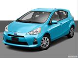 2013 Toyota Prius c Front angle view photo
